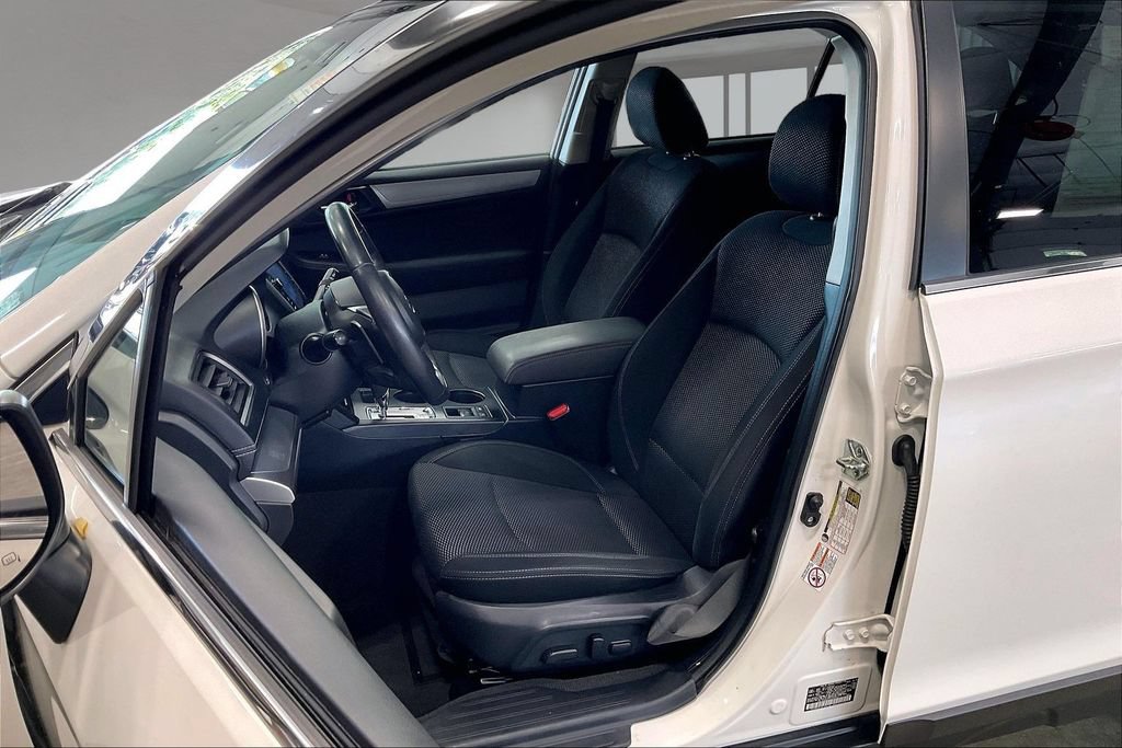 Used 2018 Subaru Outback 2.5i Premium AWD/4WD image 22