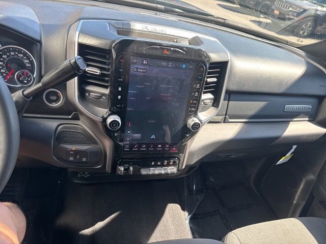 Used 2025 RAM 2500 Big Horn AWD/4WD image 27