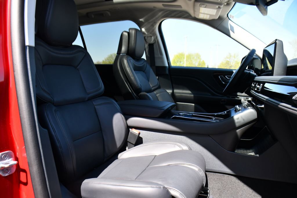 New 2026 Lincoln Aviator Reserve AWD/4WD image 15