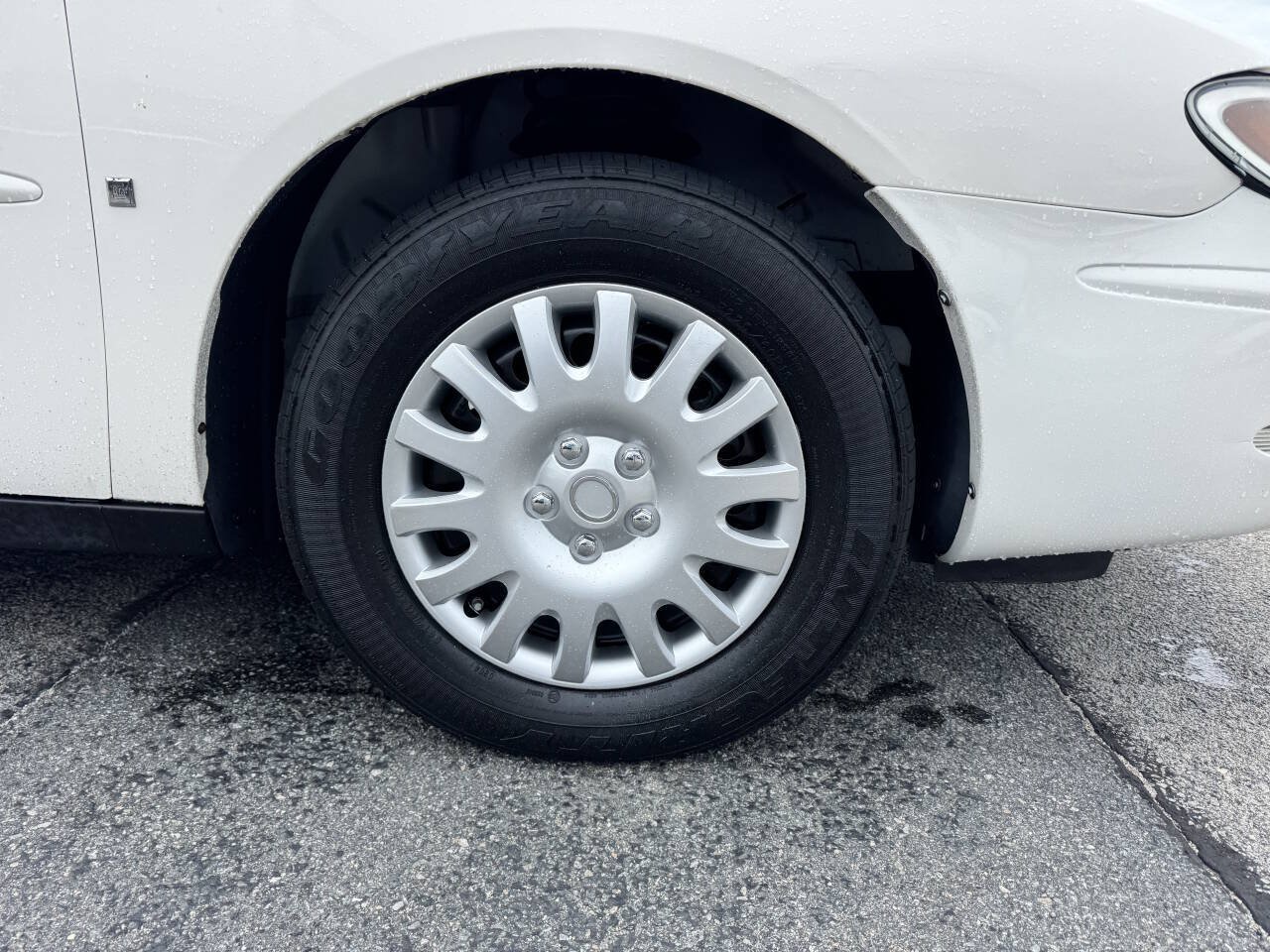 Used 2007 Buick LaCrosse CX FWD image 12