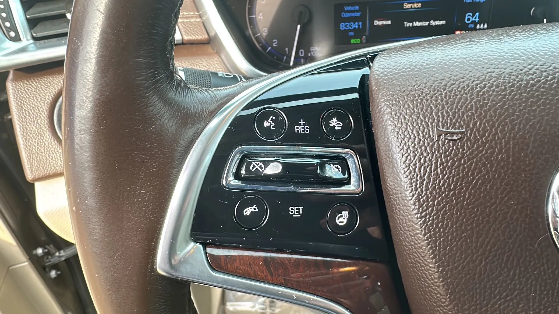 Used 2014 Cadillac SRX Performance w/ Driver Awareness Package image 33