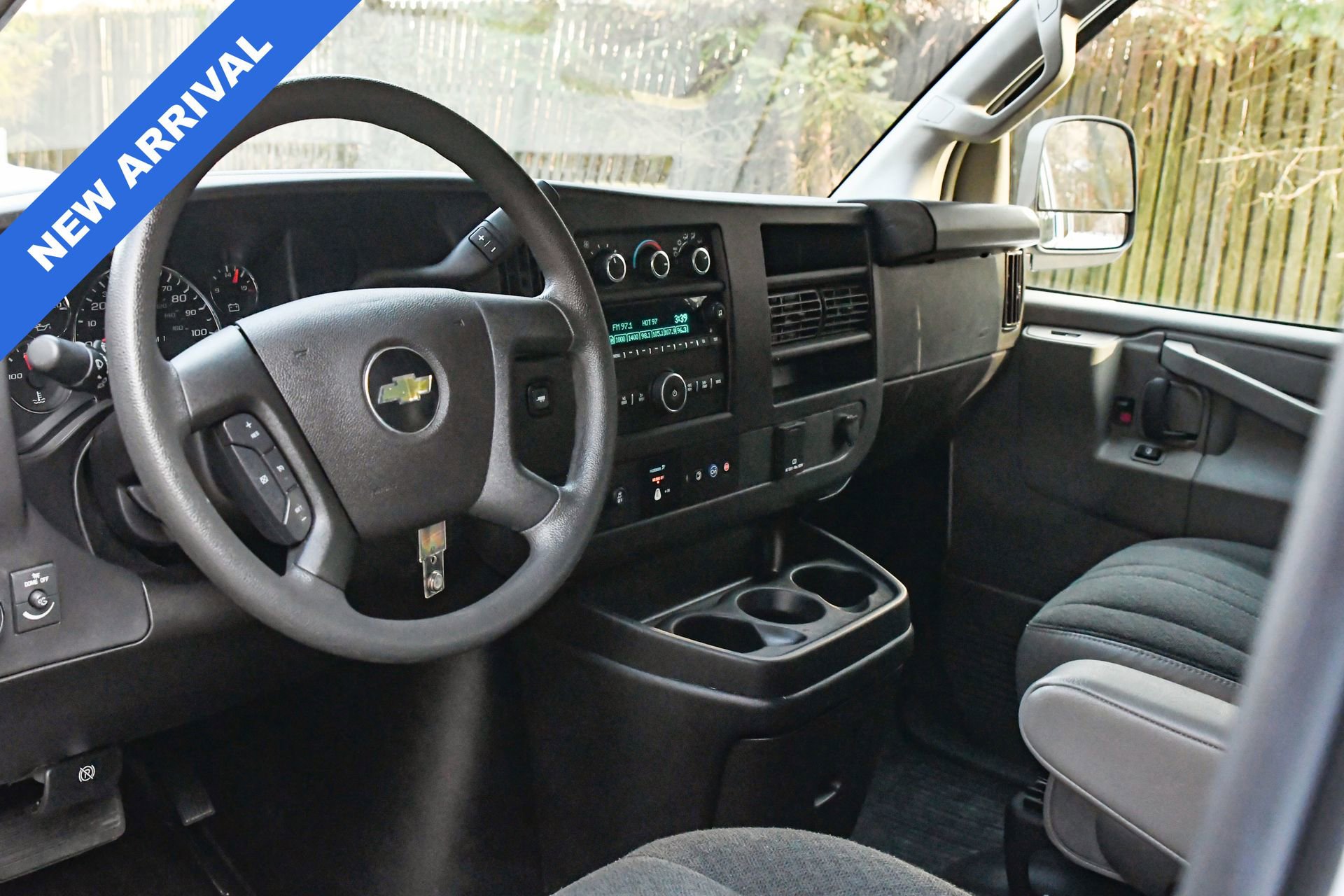 Used 2024 Chevrolet Express 2500 w/ Driver Convenience Package image 32