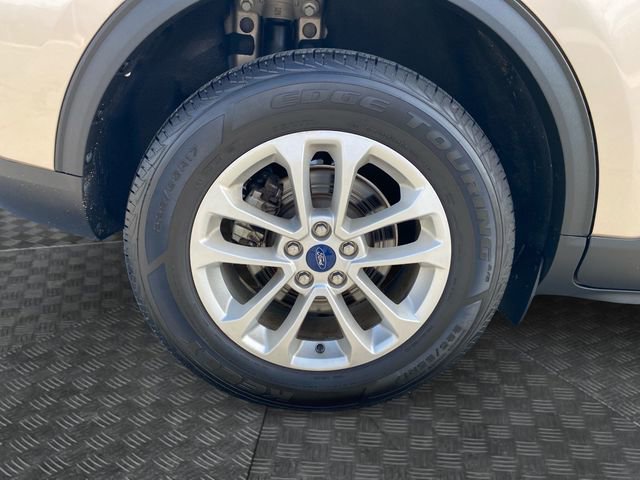 Used 2021 Ford Escape SE image 34