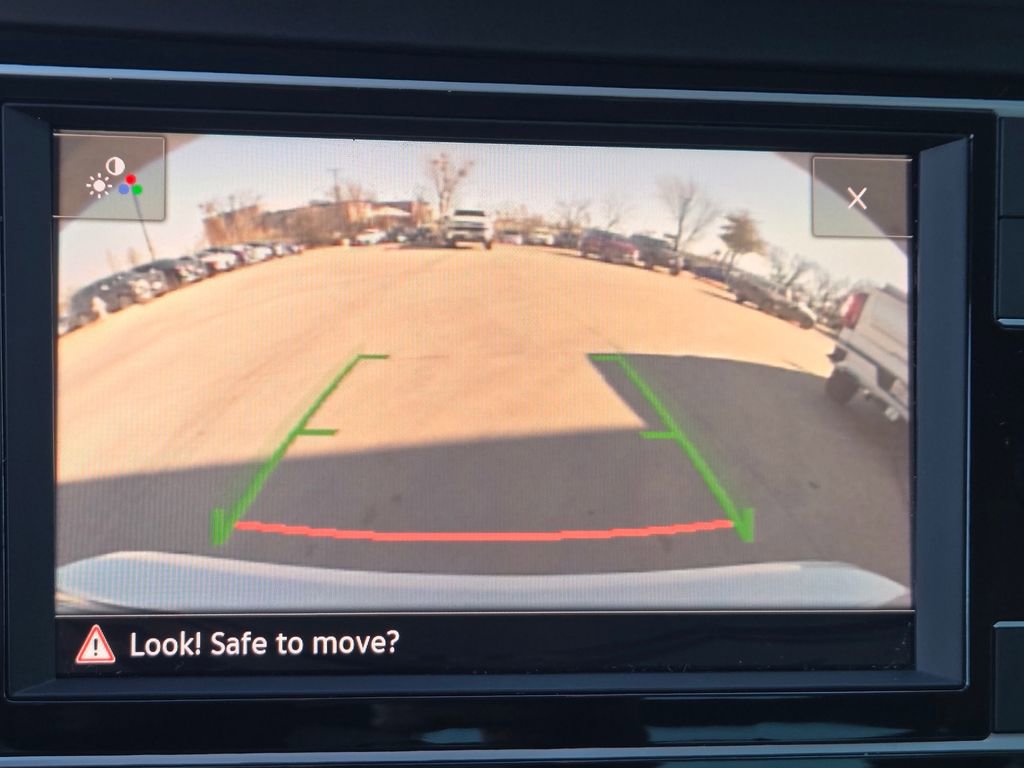 Used 2019 Volkswagen Jetta SE image 15