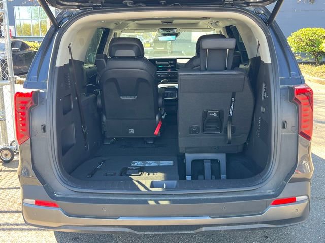 Certified 2025 Kia Carnival SX Prestige image 8
