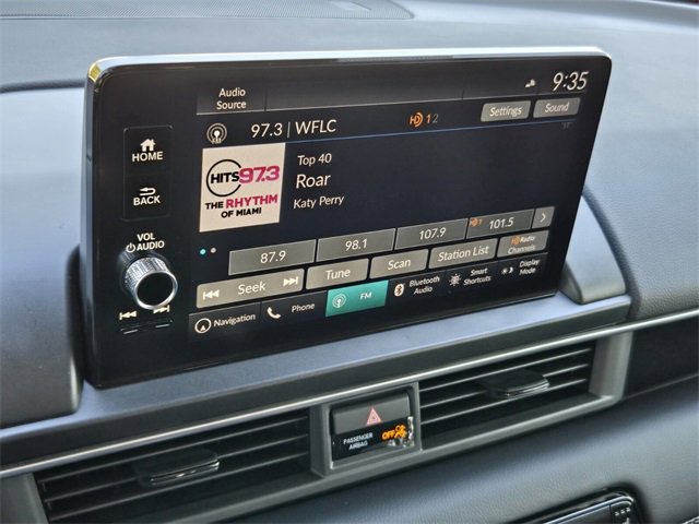 Used 2023 Honda Pilot Touring image 22