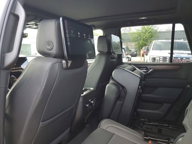 New 2026 GMC Yukon Denali image 10