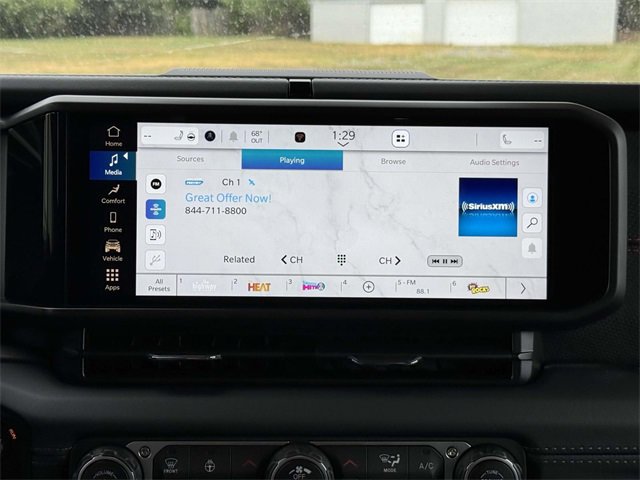 New 2025 Jeep Wrangler Unlimited Rubicon image 3