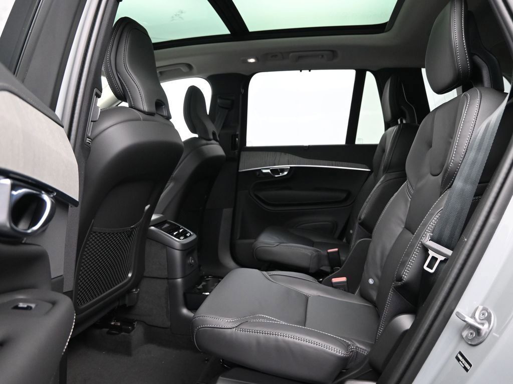 New 2025 Volvo XC90 T8 Ultra w/ Protection Package Premier image 26