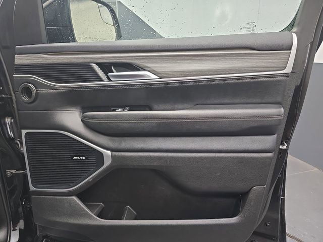 Used 2024 Jeep Wagoneer L Series II w/ Flexible Seating Group image 49