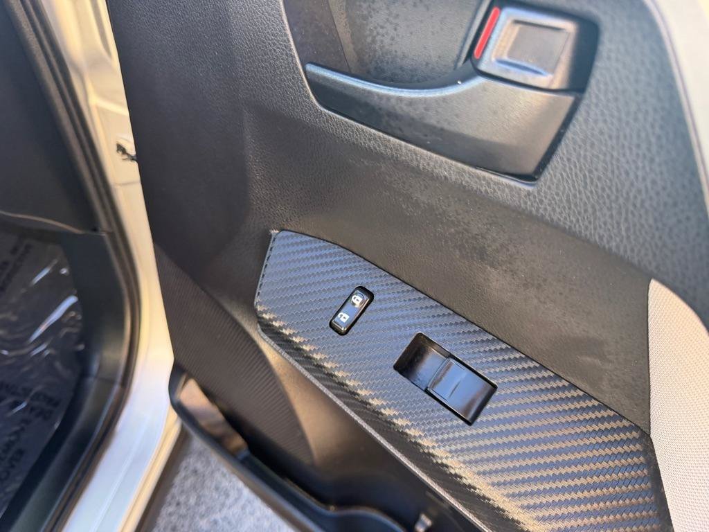 Used 2014 Toyota RAV4 LE FWD image 17
