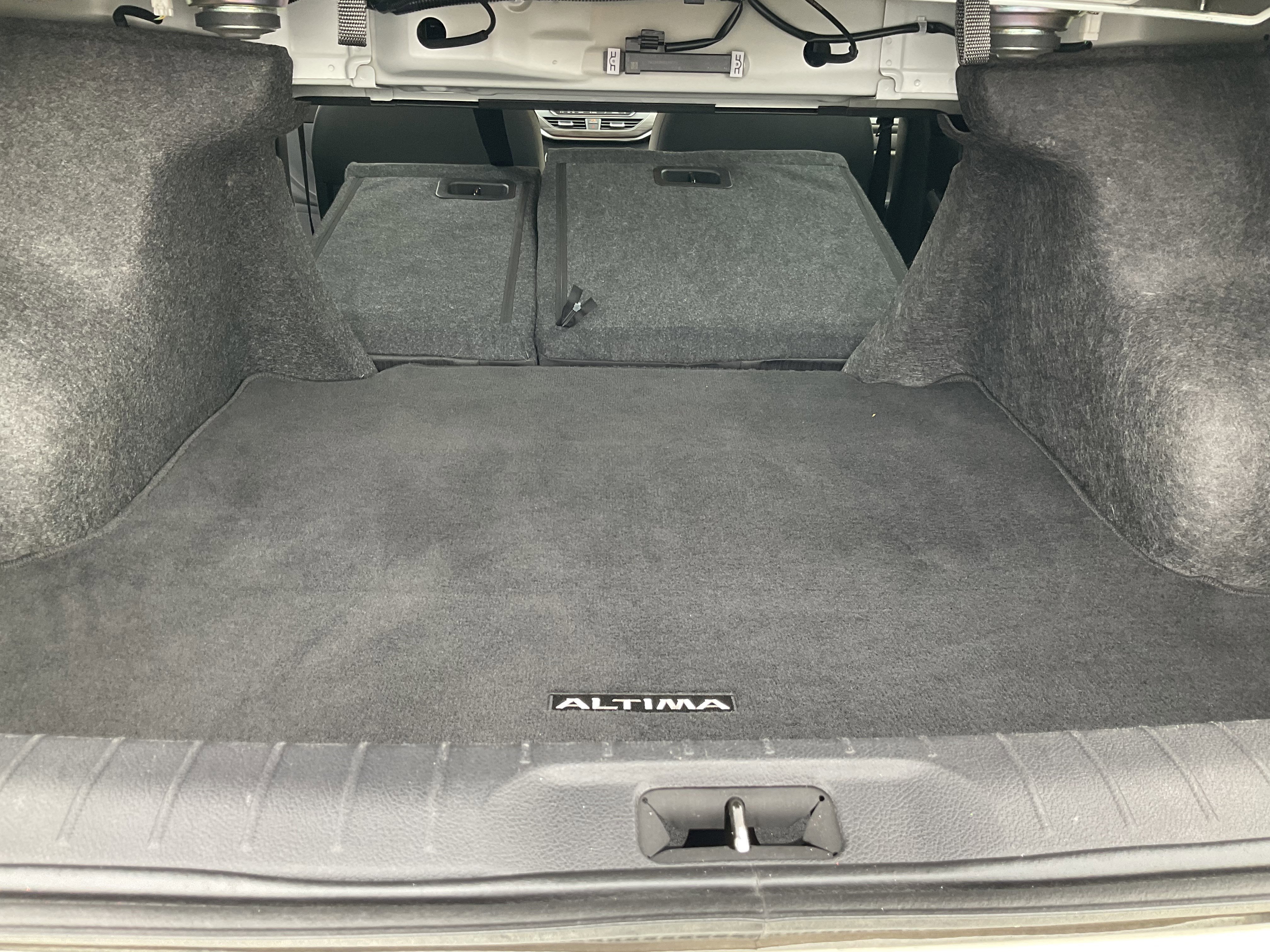 Used 2023 Nissan Altima 2.5 SV w/ SV Premium Package image 40