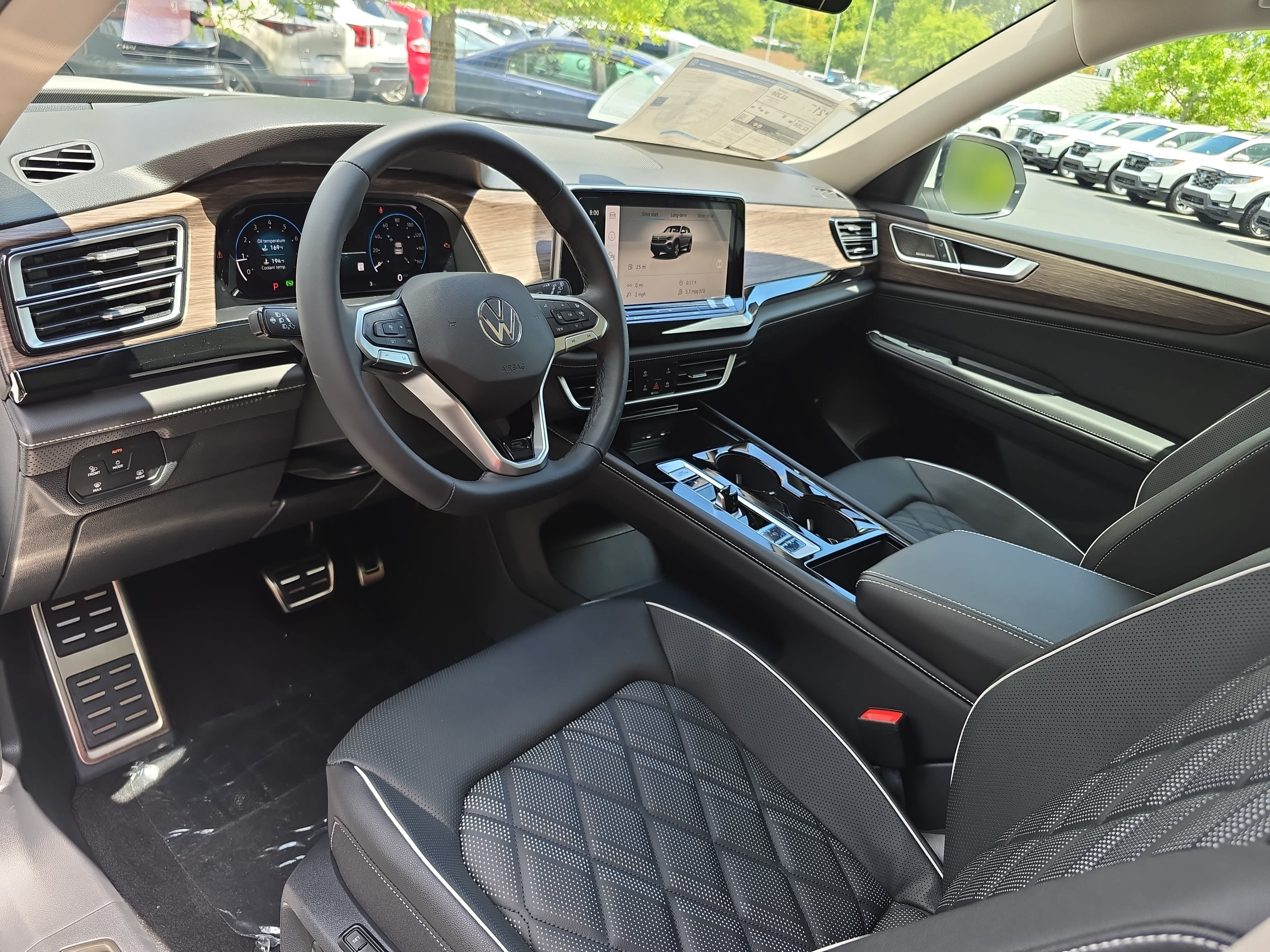 New 2026 Volkswagen Atlas SEL Premium R-Line AWD/4WD image 17