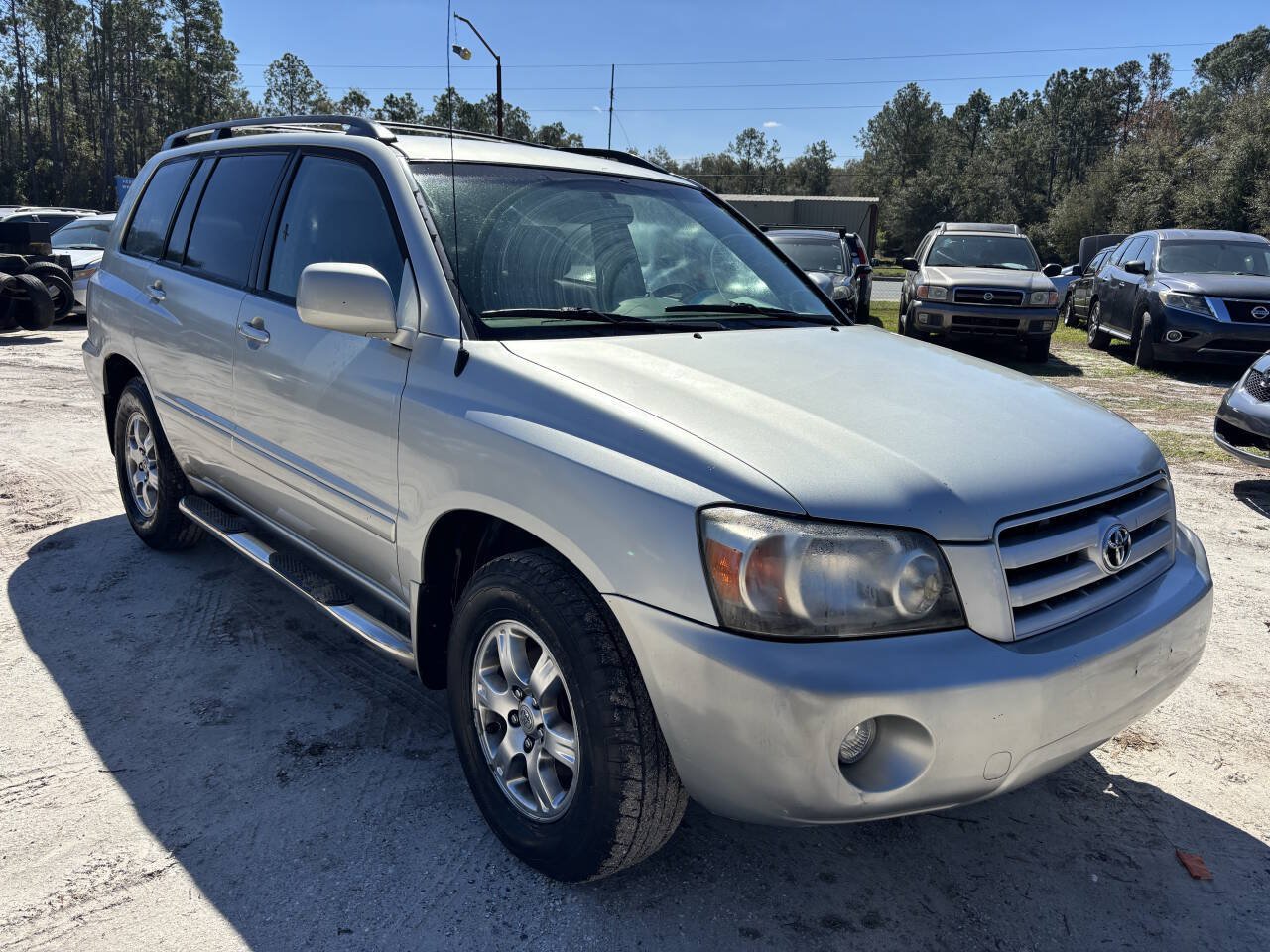 Used 2004 Toyota Highlander 2WD V6 image 1