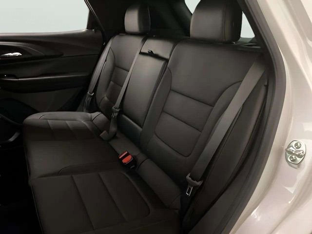 Used 2025 Chevrolet TrailBlazer RS w/ Convenience Package image 62