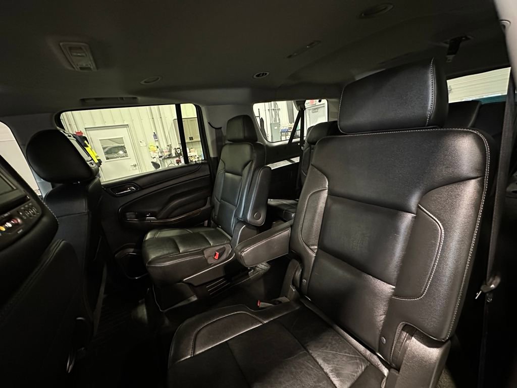Used 2018 Chevrolet Suburban LT AWD/4WD image 27