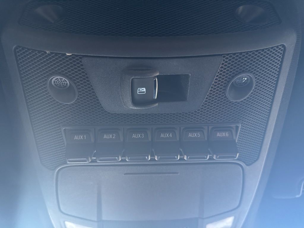 Certified 2022 Ford F350 Lariat w/ Black Appearance Package image 35