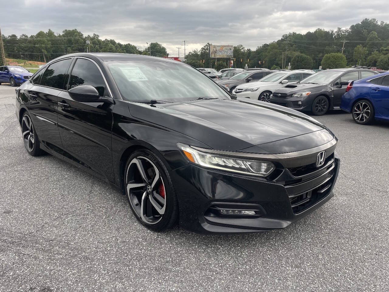 Used 2018 Honda Accord Sport image 6