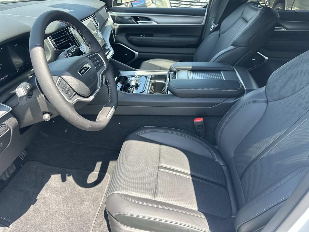 New 2026 Jeep Grand Wagoneer Limited AWD/4WD image 18