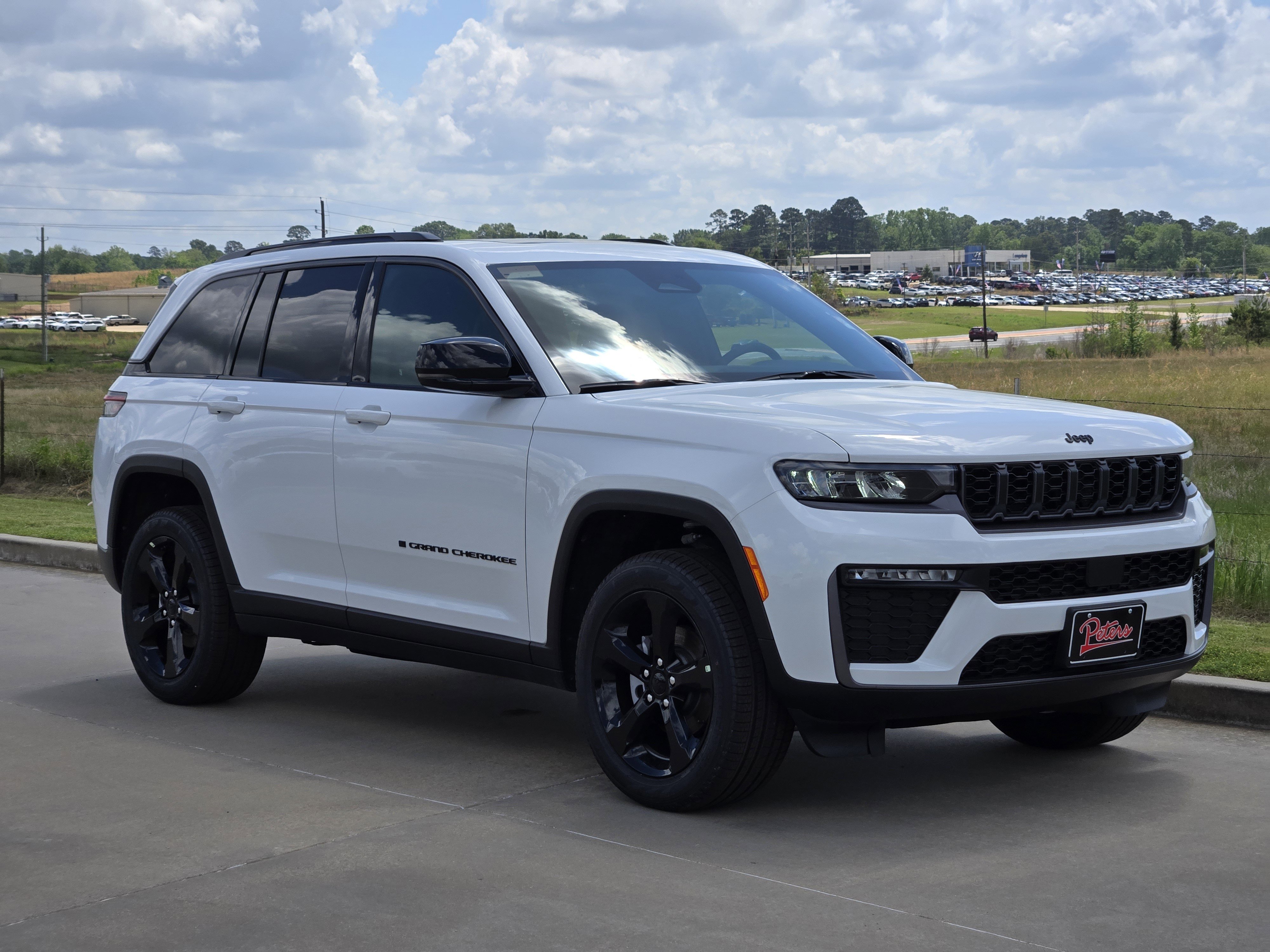 New 2026 Jeep Grand Cherokee Limited w/ Limited Altitude Package RWD image 1