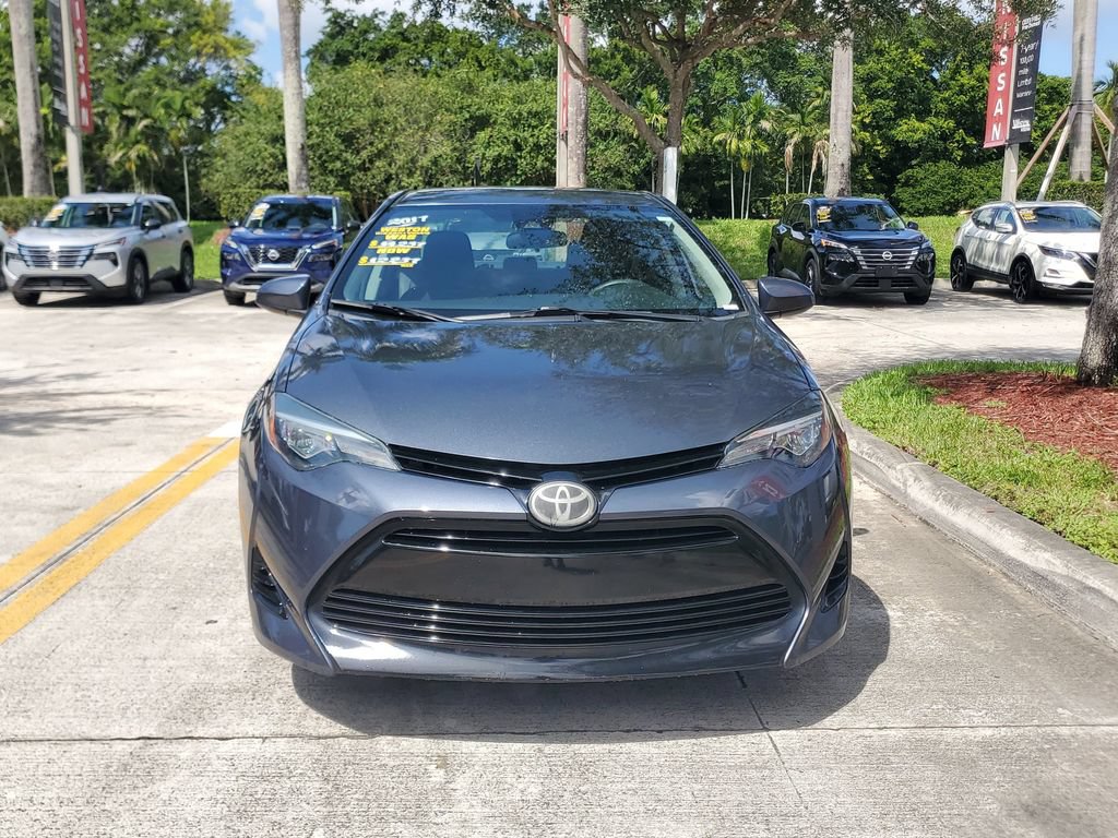 Used 2017 Toyota Corolla LE FWD image 2