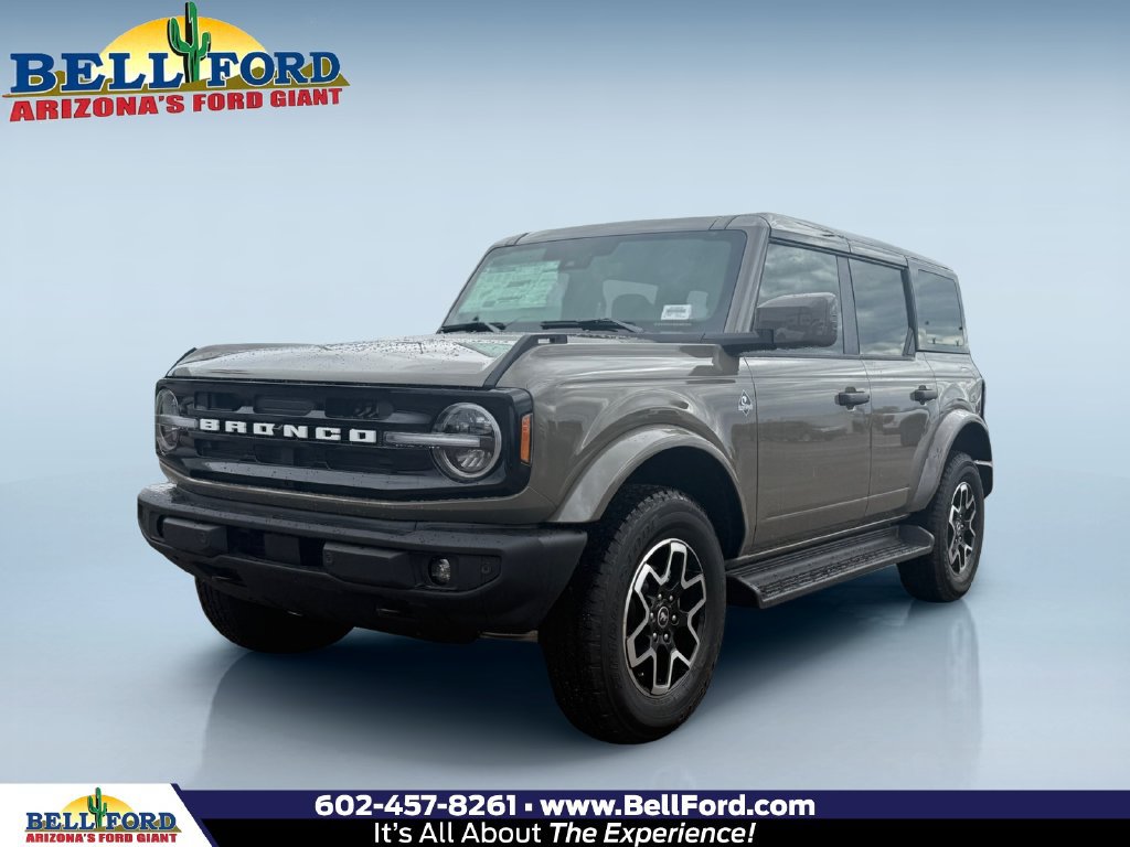 New 2026 Ford Bronco Outer Banks AWD/4WD image 1