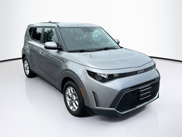 Certified 2024 Kia Soul S FWD image 3