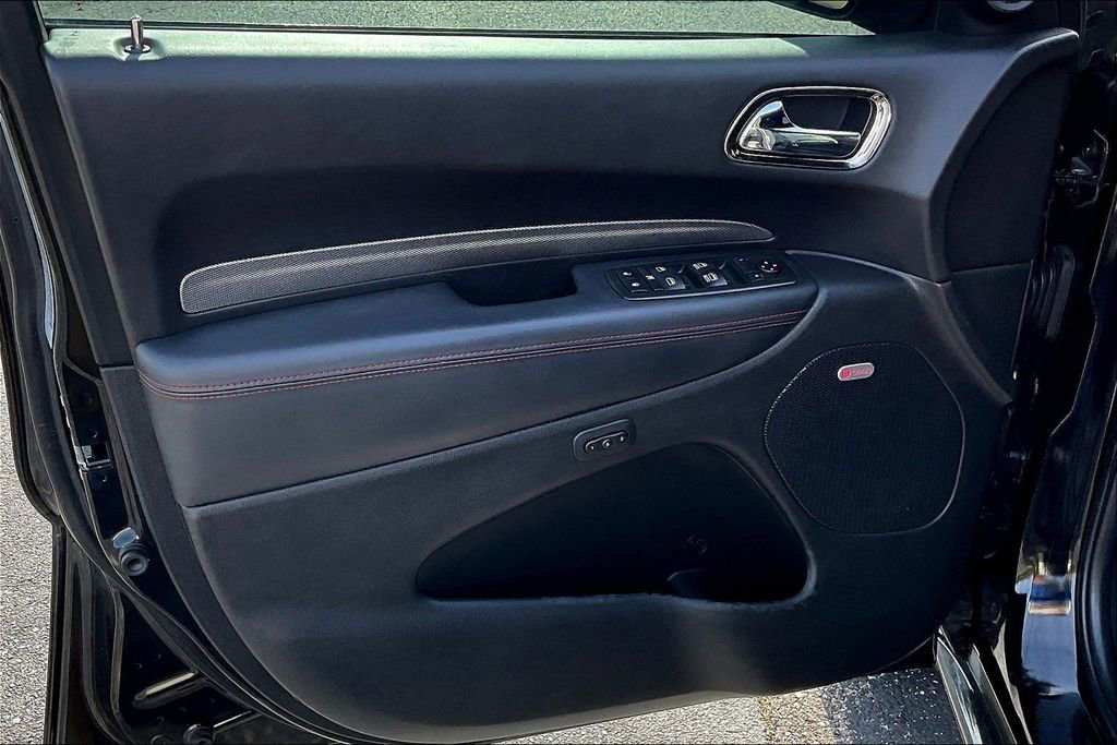 Used 2018 Dodge Durango R/T w/ Technology Group image 18