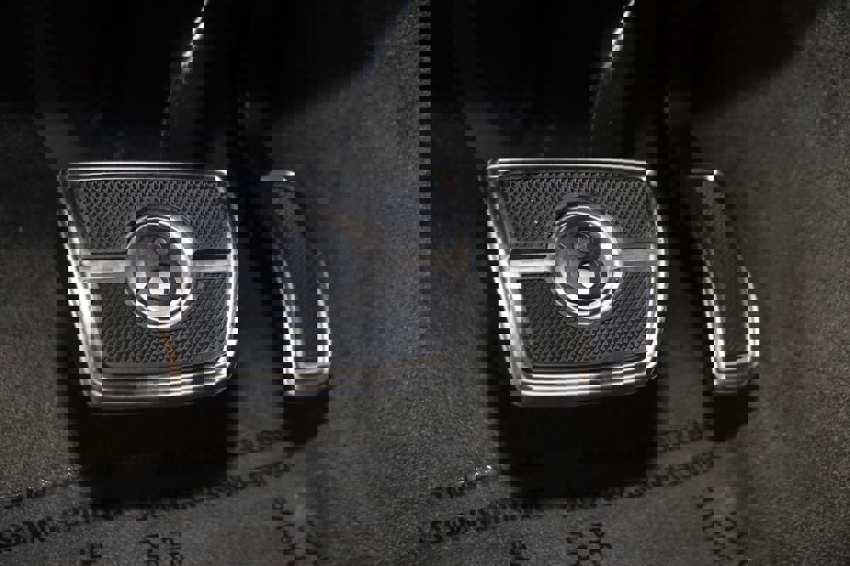 Used 2019 Bentley Bentayga image 32