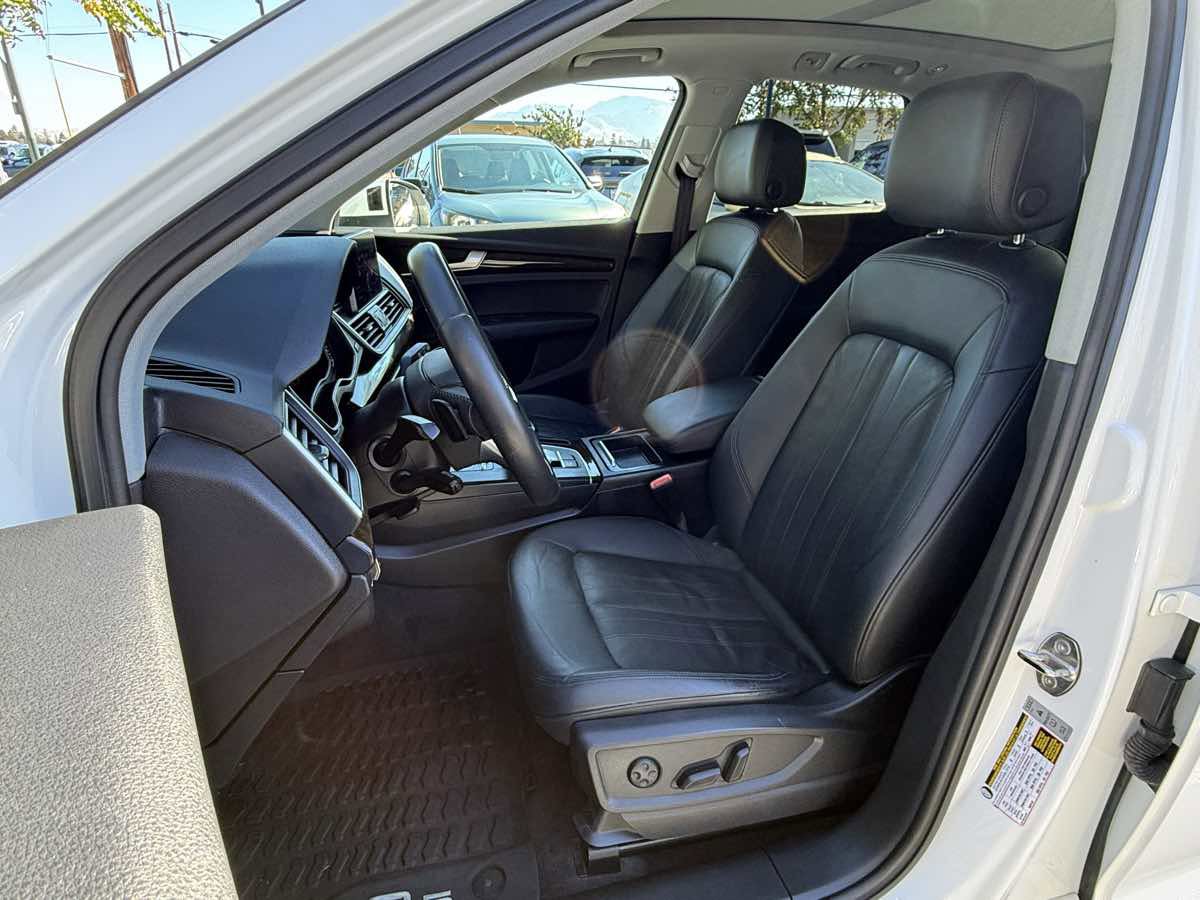 Used 2018 Audi Q5 2.0T Premium Plus w/ Premium Plus Package image 4