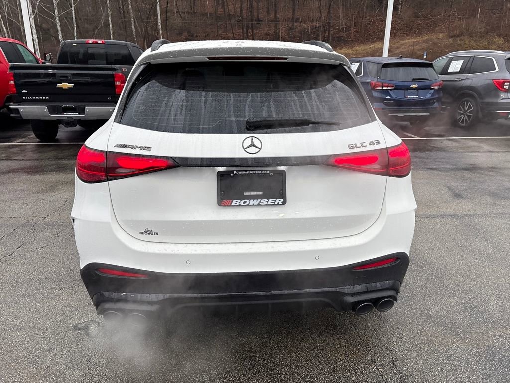 Used 2026 Mercedes-Benz GLC 43 AMG 4MATIC image 4