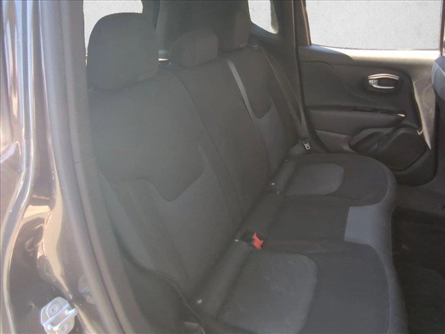 Used 2019 Jeep Renegade Trailhawk w/ UConnect 8.4 Nav Group AWD/4WD image 20