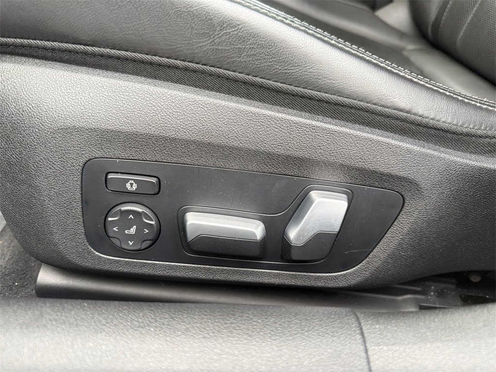 Certified 2023 BMW M850i Gran Coupe xDrive image 35