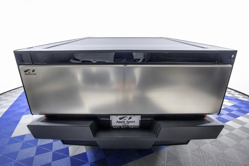 Used 2024 Tesla Cybertruck AWD Crew Cab image 5