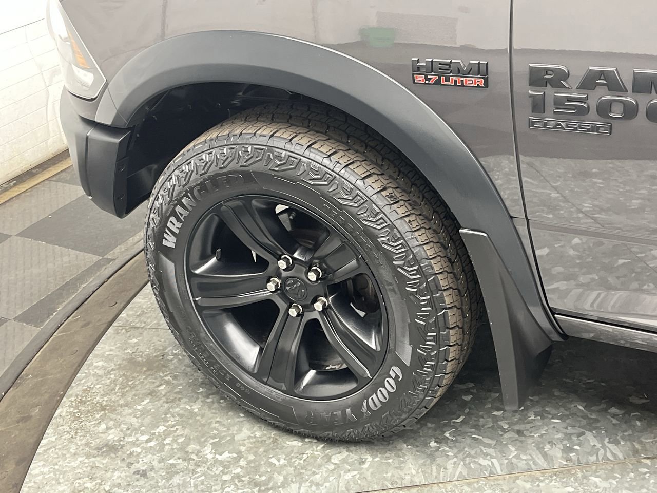 Used 2021 RAM 1500 Classic Warlock image 28