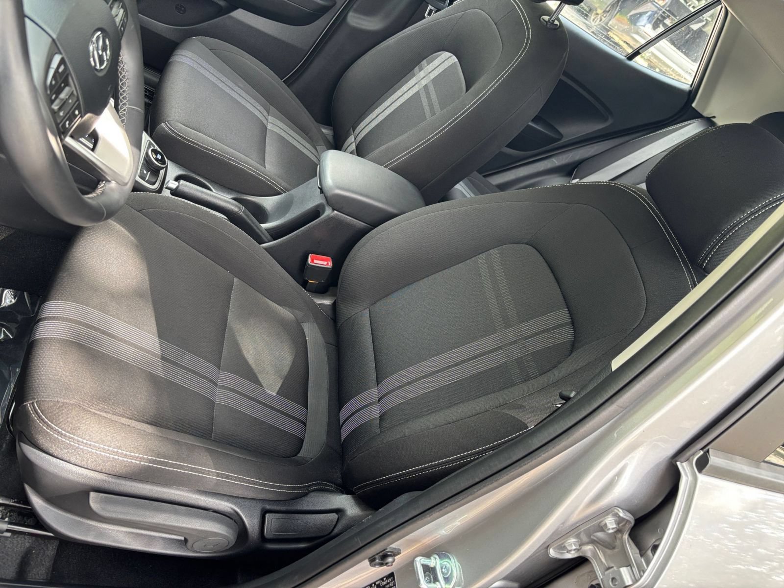 Used 2026 Hyundai Venue SEL FWD image 35