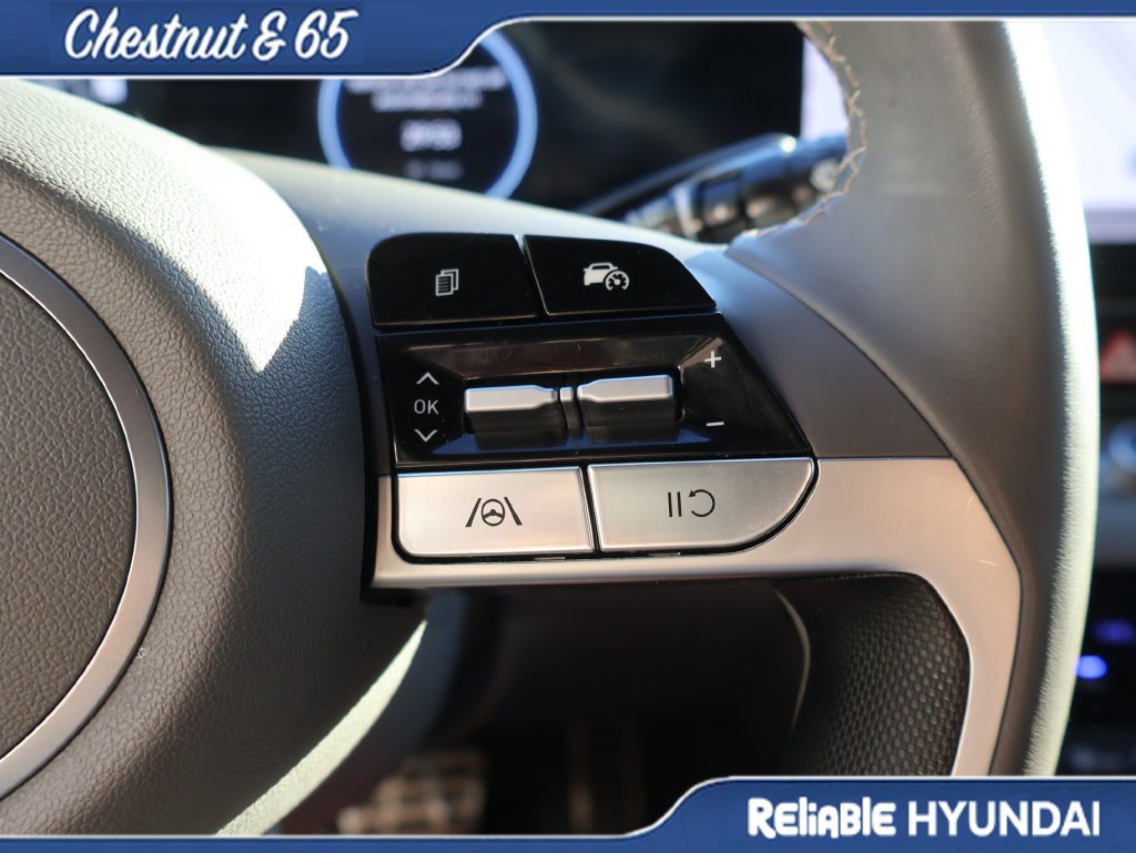Certified 2025 Hyundai Elantra SEL FWD image 27