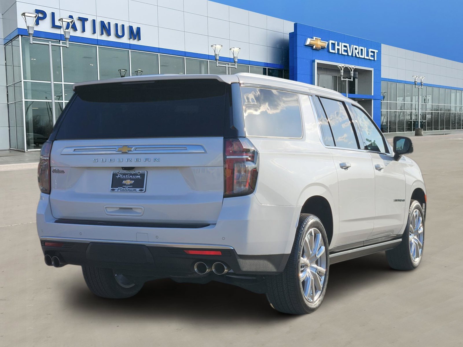 Certified 2023 Chevrolet Suburban High Country AWD/4WD image 5