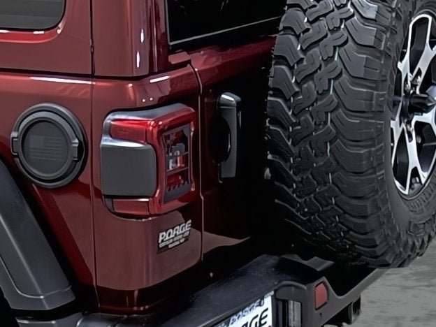 Used 2021 Jeep Wrangler Unlimited Rubicon w/ Safety Group AWD/4WD image 9