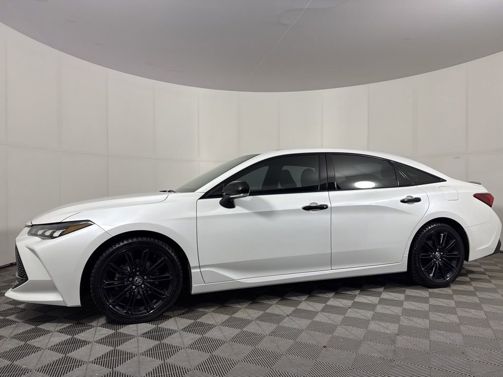 Used 2022 Toyota Avalon XSE