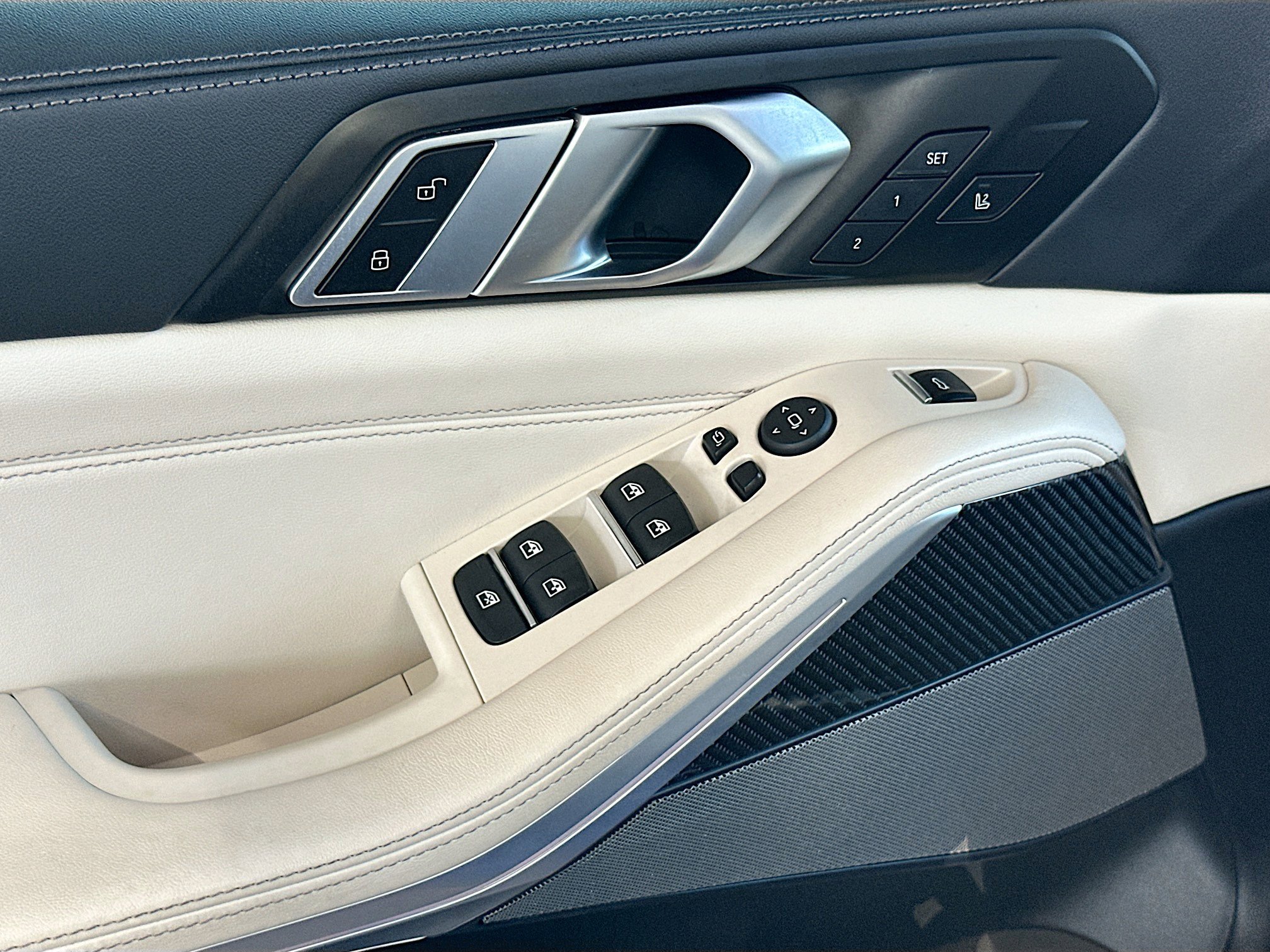 Certified 2024 BMW X5 M60i w/ Climate Comfort Package image 18