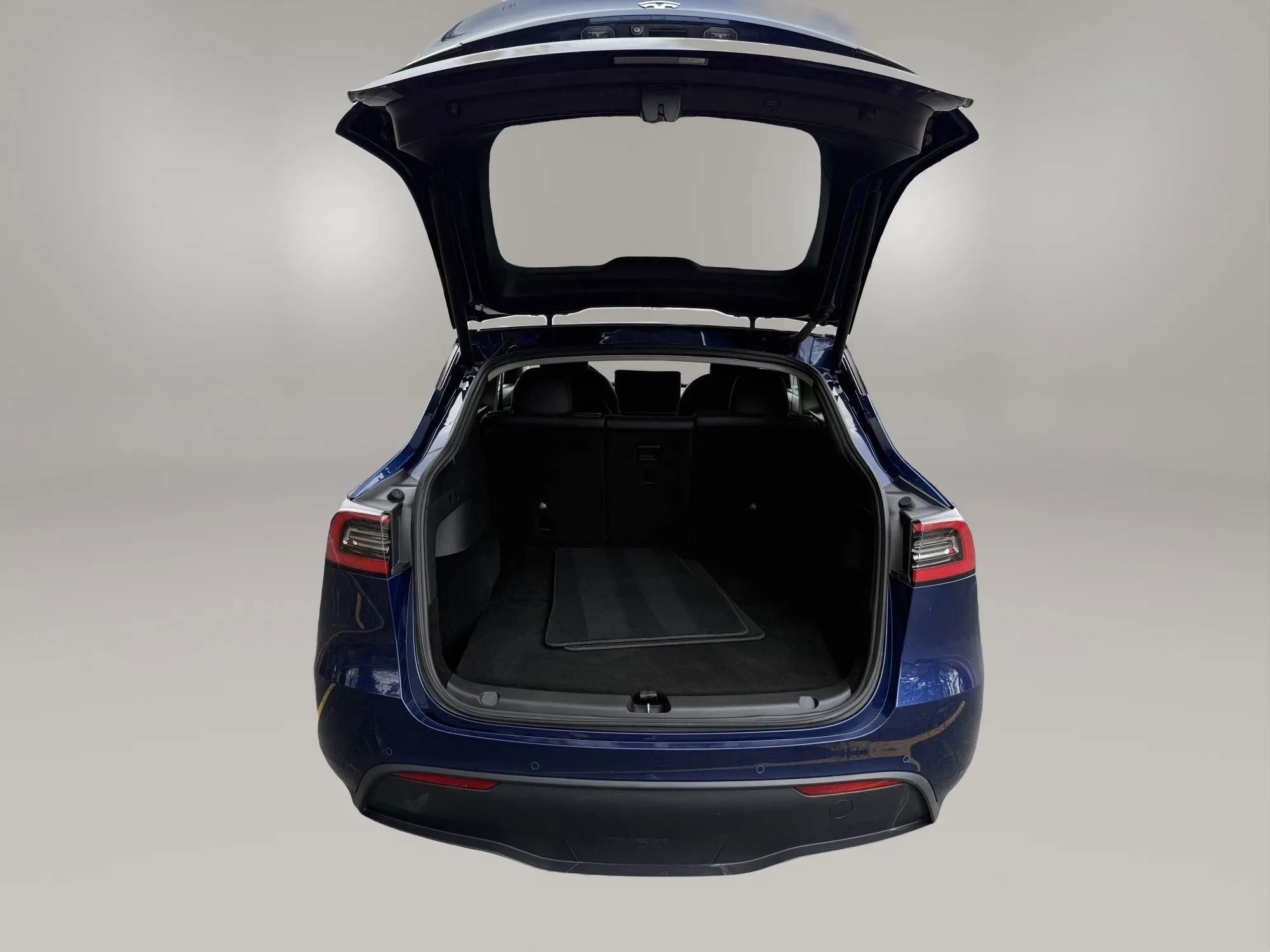Used 2021 Tesla Model Y Long Range image 8