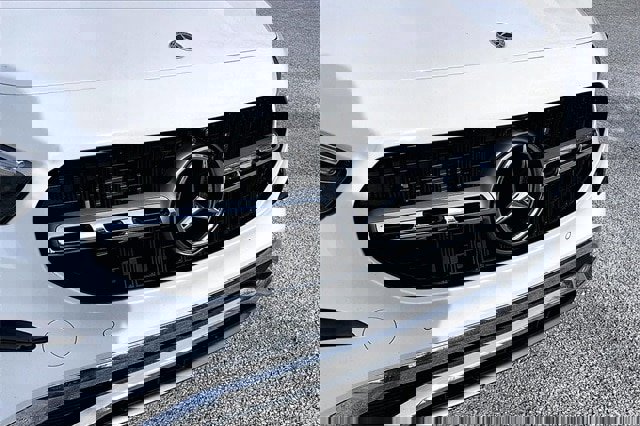 Certified 2025 Mercedes-Benz GLA 250 4MATIC image 5