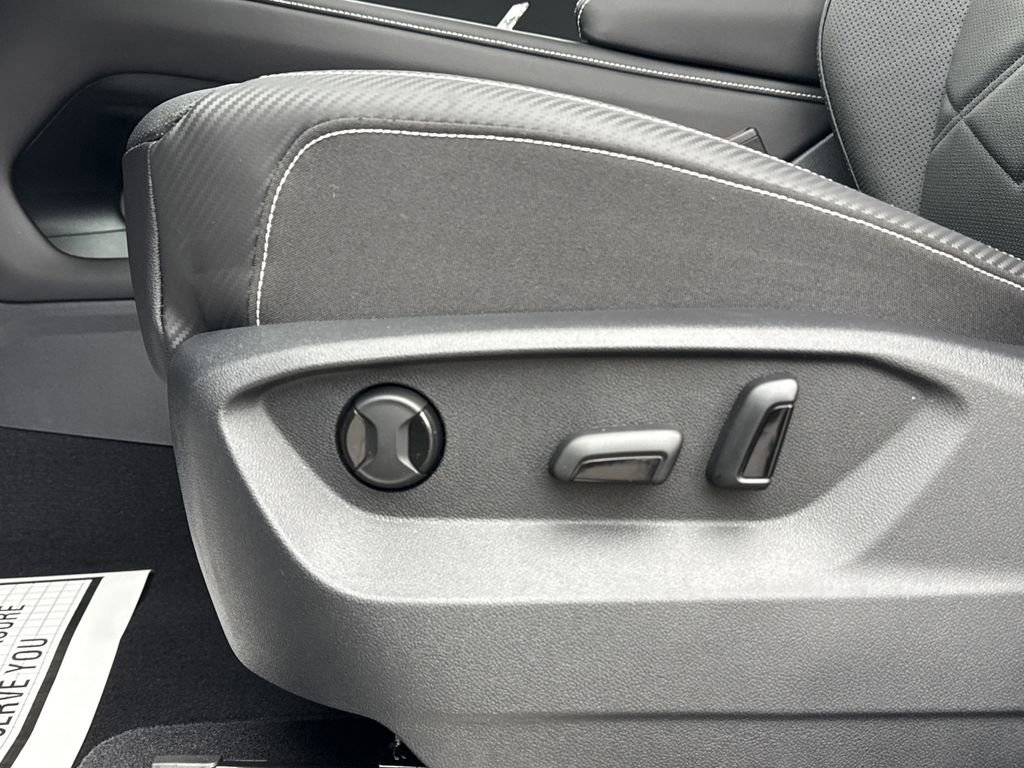 New 2026 Volkswagen Atlas Cross Sport SE image 24