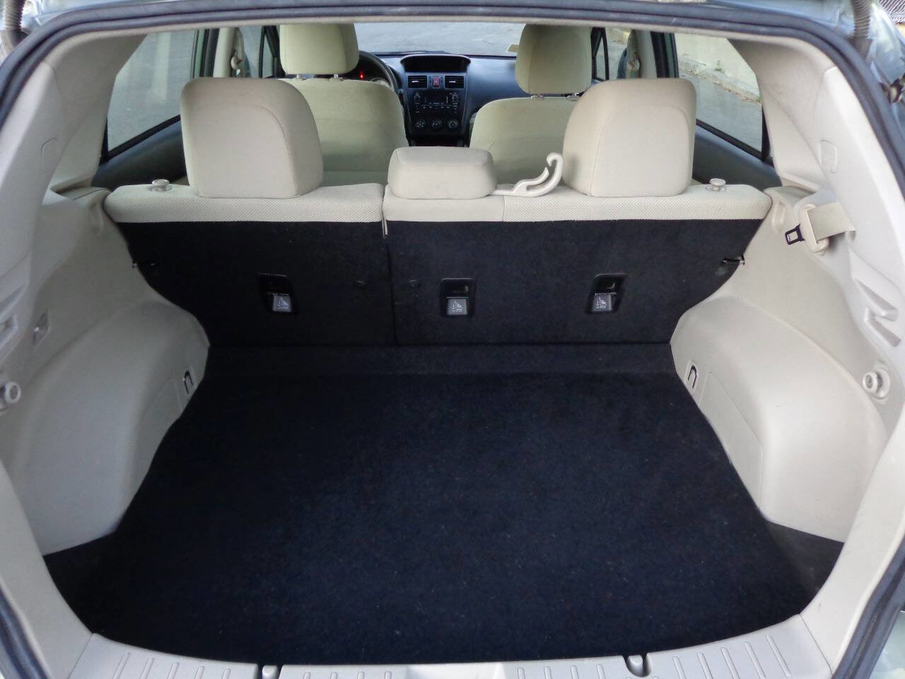 Used 2014 Subaru Impreza 2.0i image 12