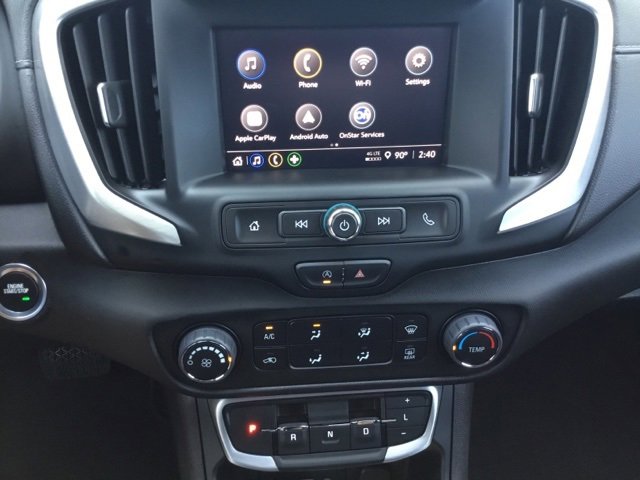 Used 2024 GMC Terrain SLE image 13