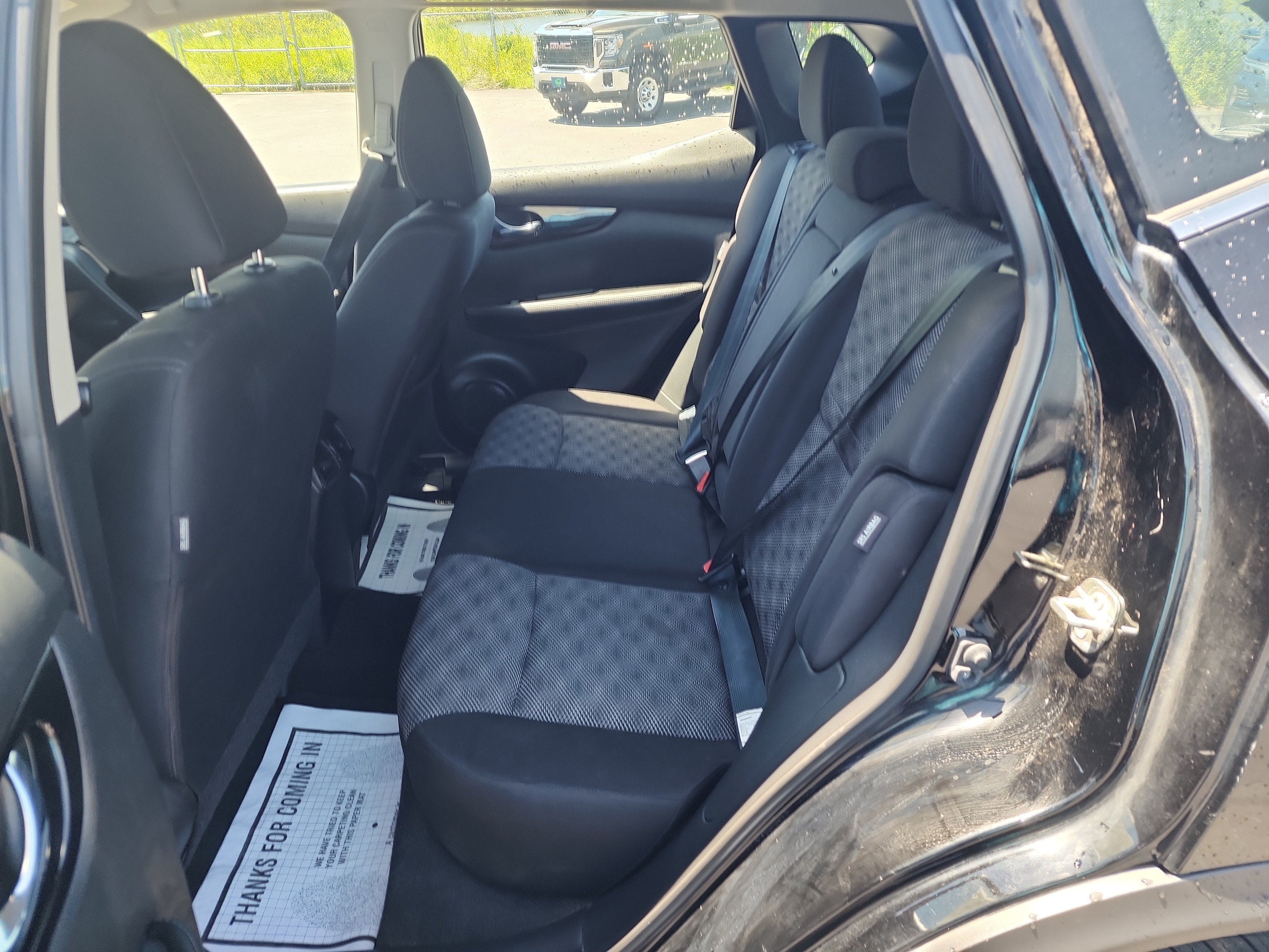 Used 2021 Nissan Rogue Sport SV AWD/4WD image 23