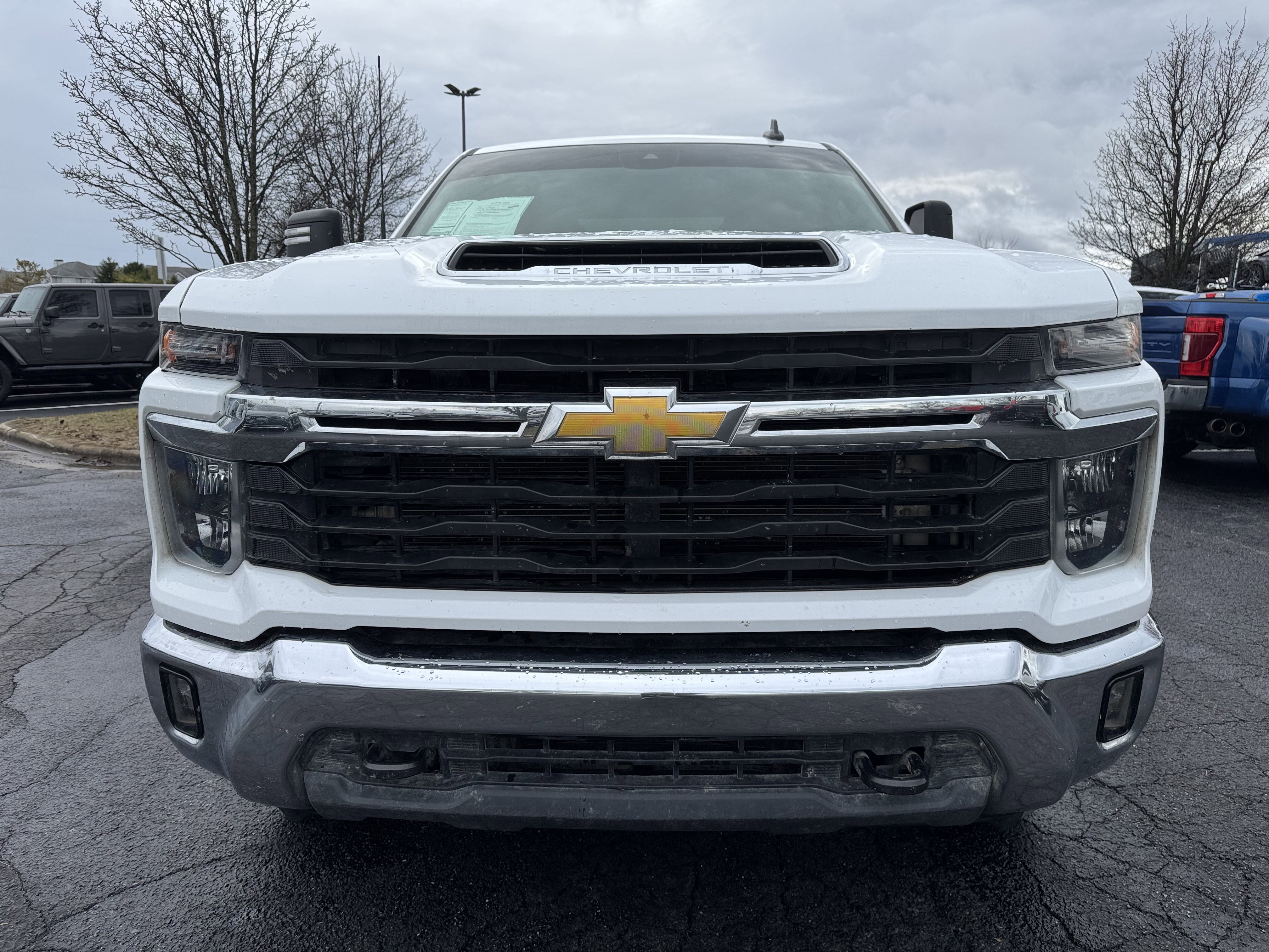 Used 2024 Chevrolet Silverado 2500 LT image 13