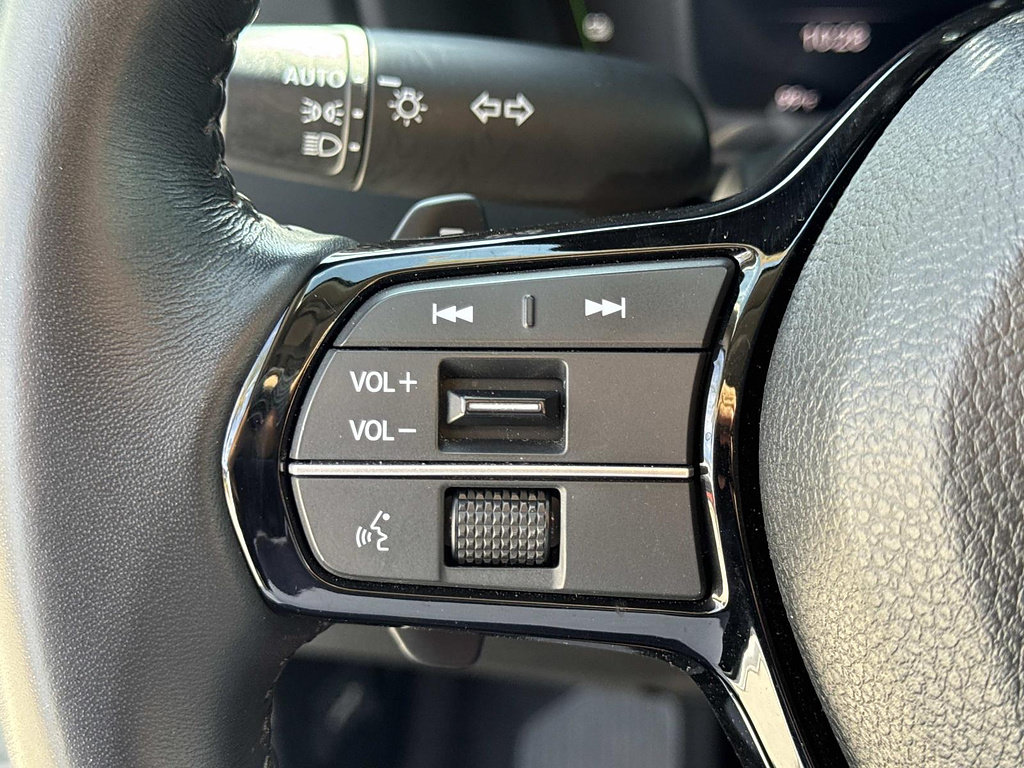 Certified 2023 Honda Accord Touring image 5
