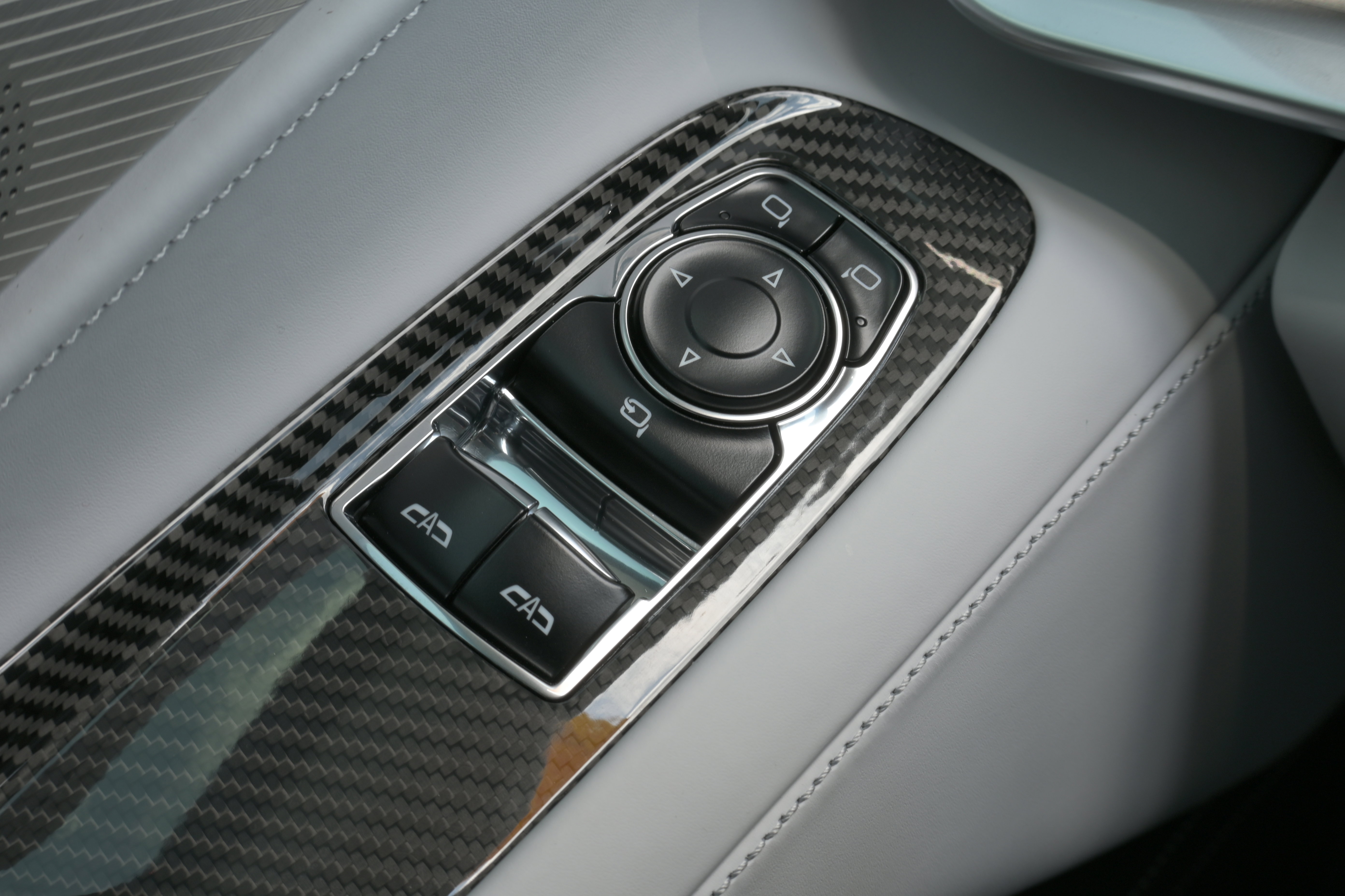 Used 2023 Chevrolet Corvette Stingray Premium Cpe w/ Z51 Performance Package RWD image 26